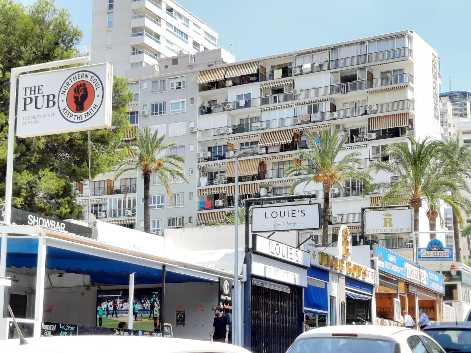 Happy Loix Wifi Aa Garage Piscina Benidorm Zewnętrze zdjęcie